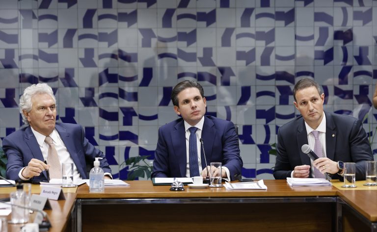 Reunião de Líderes. Governador do Estado de Goiás, Ronaldo Caiado. Presidente da Câmara dos Deputados, Hugo Motta (REPUBLICANOS - PB). Dep. Guilherme Derrite (PP - SP)