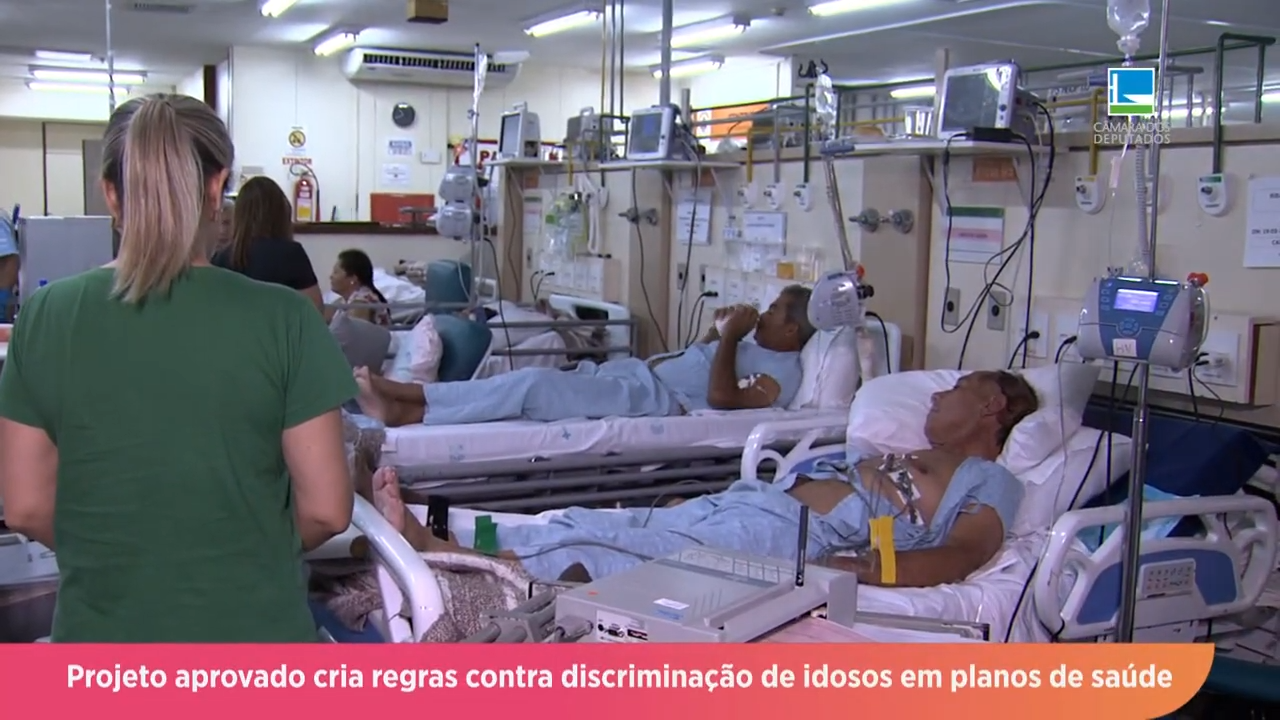 Projeto aprovado cria regras contra discriminação de idosos em planos de saúde