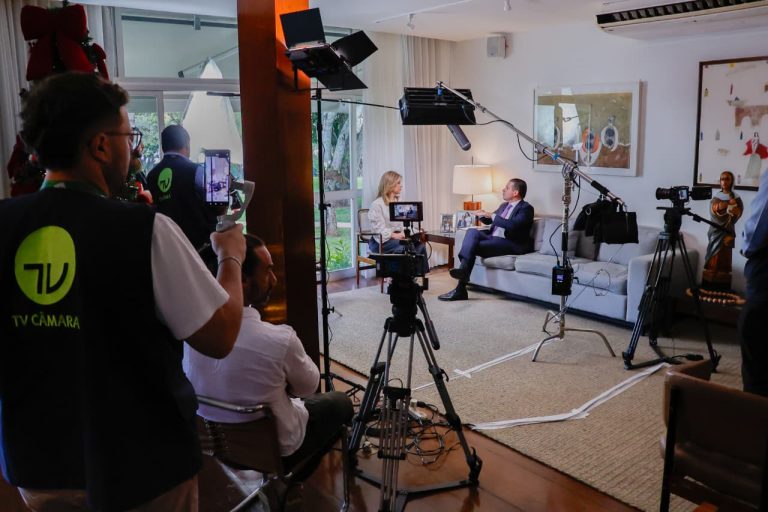 Entrevista: Hugo Motta faz balanço positivo de 2025 e aponta desafios para o ano eleitoral