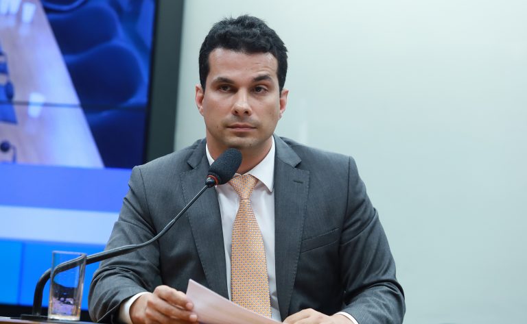 Discussão e votação de propostas legislativas. Senador, Irajá