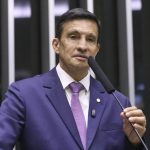 Projeto fixa prazo de 30 dias para análise de isenção de IR por doença grave