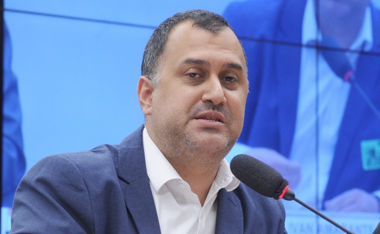 Audiência Pública - Consequências da liquidação extrajudicial do Banco Master. Diretor do Ramo Financeiro - Sindicato dos Bancários de Brasília, Ivan Amarante de Albuquerque.