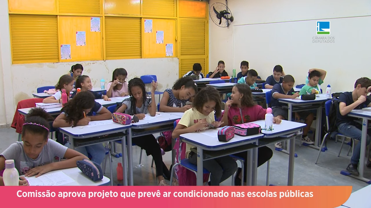 Aprovado projeto que prevê ar condicionado nas escolas públicas