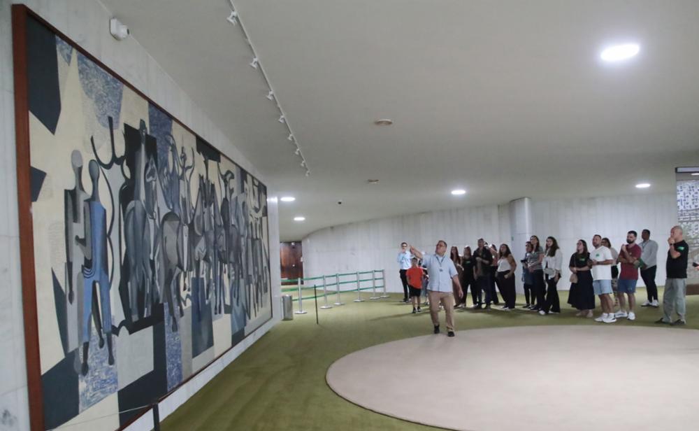 Visitação institucional ao Congresso será suspensa na tarde do próximo domingo (25)