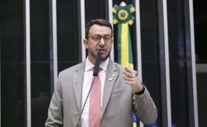 Delegado Matheus Laiola