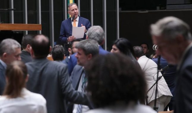 Discussão e votação de propostas legislativas. Dep. Aguinaldo Ribeiro (PP - PB)