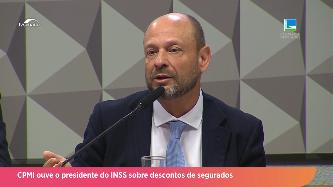 CPMI ouve o presidente do INSS sobre descontos de segurados