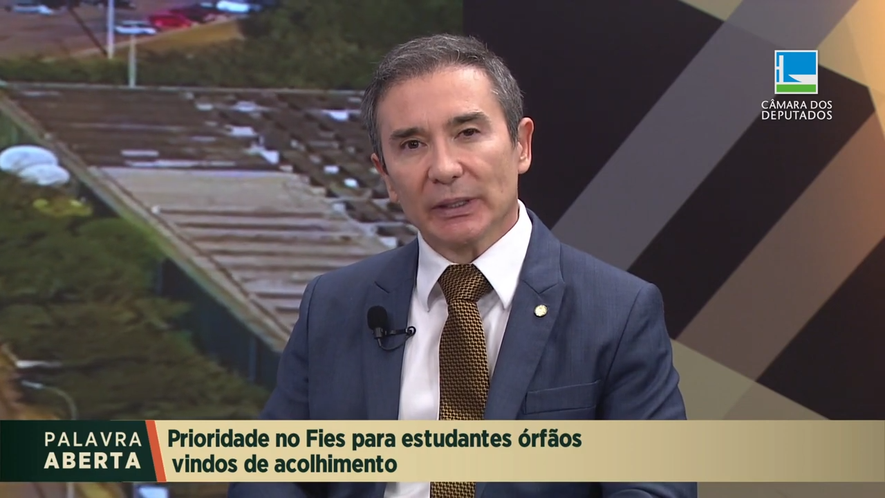 Duda Ramos defende prioridade no Fies para estudantes órfãos vindo de acolhimento