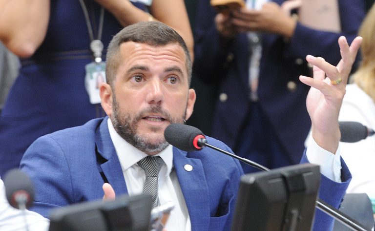 Discussão e votação de propostas legislativas. Dep. Carlos Jordy (PL - RJ)