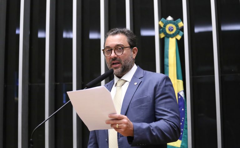 Discussão e votação de propostas legislativas. Dep. Átila Lira (PP-PI)