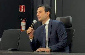 Programa Câmara pelo Brasil é inaugurado em Salvador com debate sobre trabalho por aplicativo Programa Câmara pelo Brasil é inaugurado em Salvador com debate sobre trabalho por aplicativo