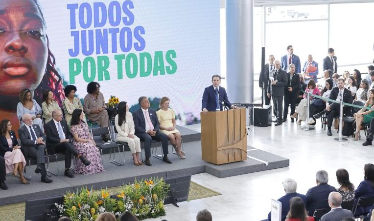 Lançamento do Pacto Brasil de Enfrentamento ao Feminicídio. Presidente da Câmara dos Deputados, Hugo Motta (REPUBLICANOS - PB)