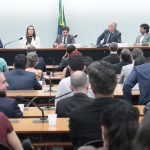 Projeto modifica Orçamento de 2026 para atender reestruturação da Receita Federal
