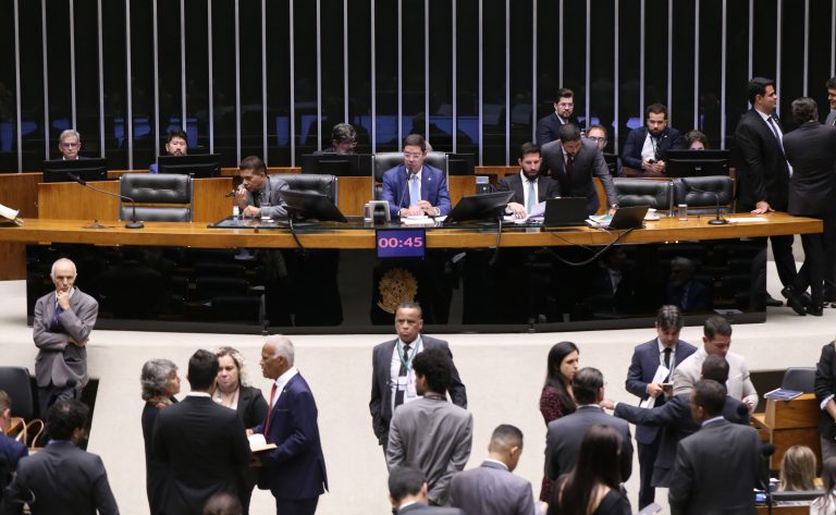 Discussão e votação de propostas legislativas. Dep. Altineu Côrtes (PL - RJ)
