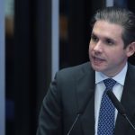 Motta quer votar fim da escala de trabalho 6x1 em maio no Plenário