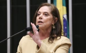 Rosângela Reis