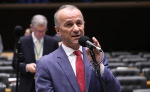 Helder Salomão