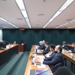 Motoristas de aplicativo pedem maior remuneração e mais segurança em debate na Câmara