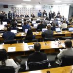 Relatório da CPMI do INSS será lido e pode ser votado nesta sexta