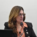 Comissão aprova criação de central para inclusão de jovens no mercado de trabalho