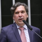 Nova lei reajusta em 8% salário de funcionários do Ministério Público e do Conselho do Ministério Público