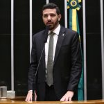 Câmara aprova projeto que autoriza ANP a acessar dados fiscais para combater fraudes em combustíveis