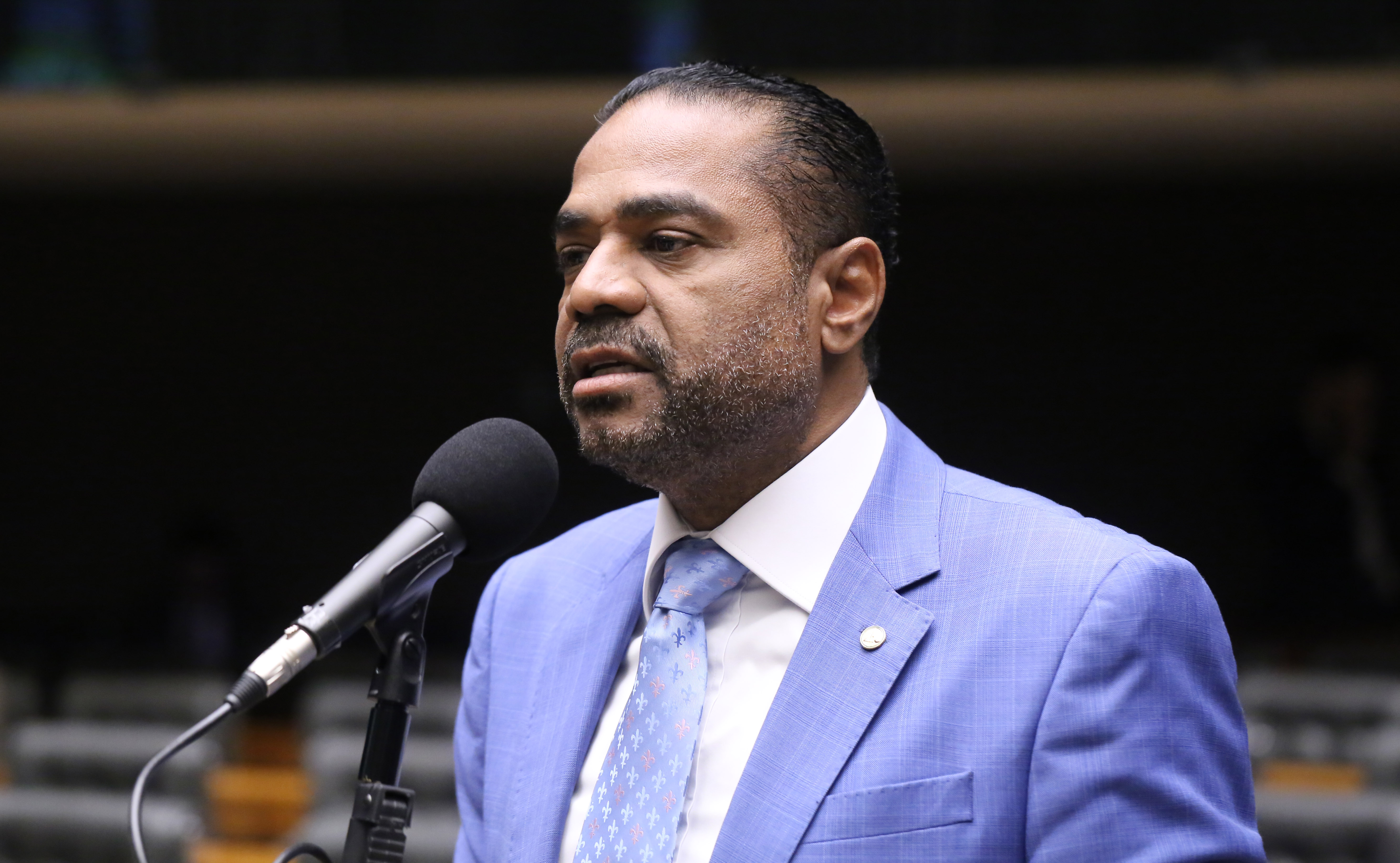 Comissão aprova alerta em rótulo sobre efeito de remédio em motoristas Comissão aprova alerta em rótulo sobre efeito de remédio em motoristas