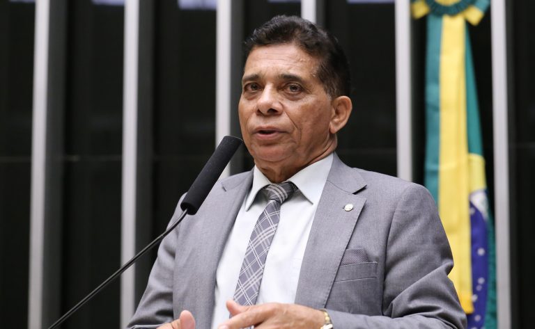 Projeto aumenta número de vagas de estacionamento reservadas para pessoas com deficiência – Notícias