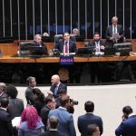 Câmara aprova projeto que autoriza isenção do Imposto sobre Serviços na Copa do Mundo Feminina de 2027