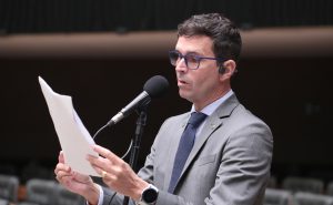 Júnior Mano