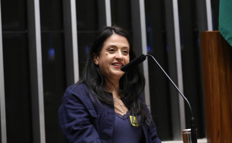 Homenagem ao Dia Mundial do Livro. Diretora-executiva da Câmara Brasileira do Livro, Fernanda Garcia.