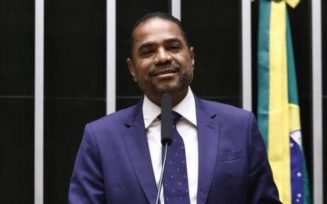 Câmara aprova projeto que cria o Dia Nacional da Capoeira