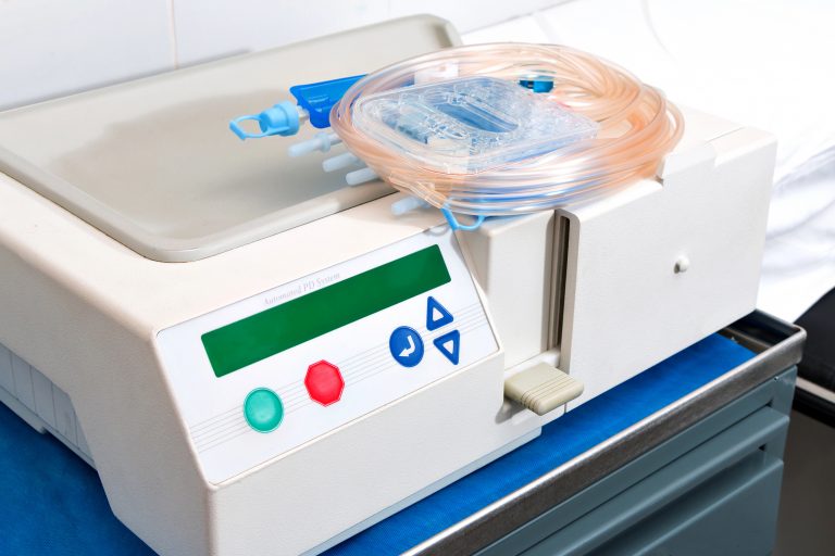 Aparelho de diálise peritoneal - doença renal crônica - diálise - saúde