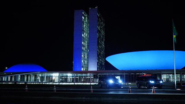 Congresso se ilumina de azul no fim de semana pelo Dia Mundial do Refugiado
