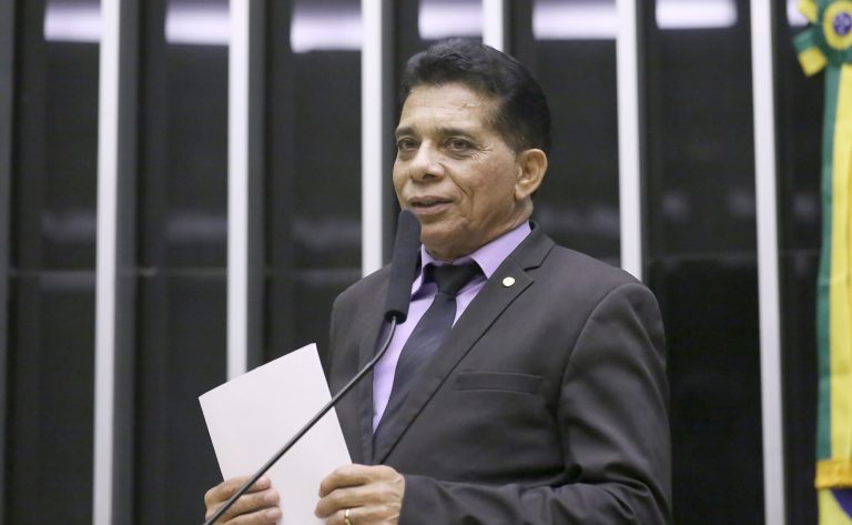 Discussão e votação de propostas legislativas. Dep. Roberto Monteiro Pai (PL - RJ)