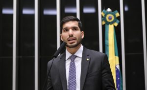 André Fernandes