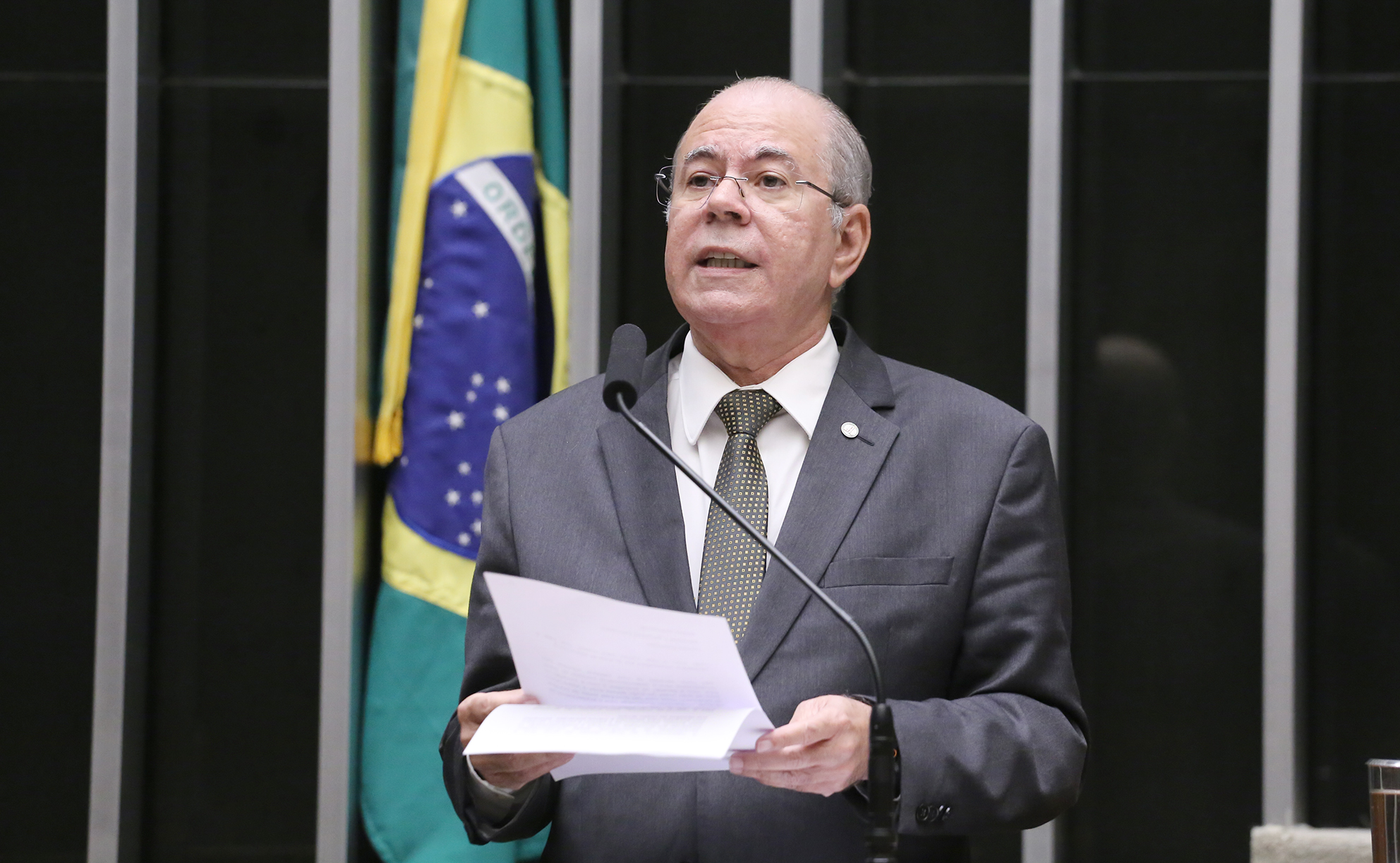 Comissão aprova gratuidade em serviços de cartório para pessoas com deficiência de baixa renda Comissão aprova gratuidade em serviços de cartório para pessoas com deficiência de baixa renda