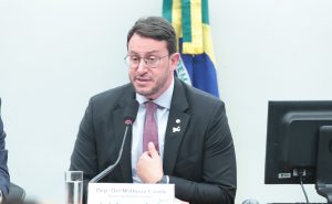 Delegado Matheus Laiola
