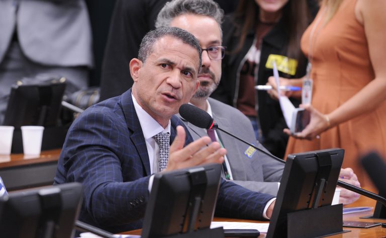 Comissão debate proposta de redução da maioridade penal – Notícias