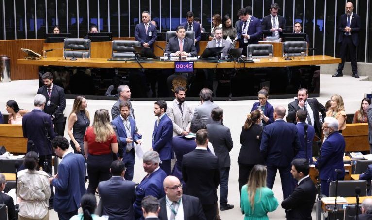 Deliberação dos dispositivos 4, 5, 23 e 25 do Veto nº 51 de 2025 (PLDO 2026).