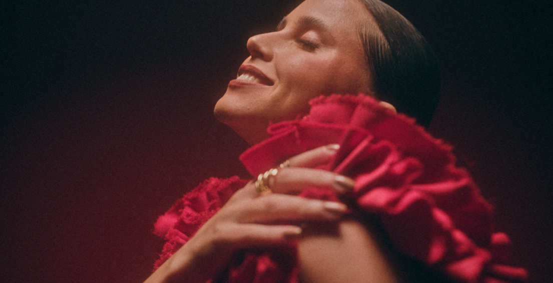 Eva cria da própria costela álbum feminino e potente