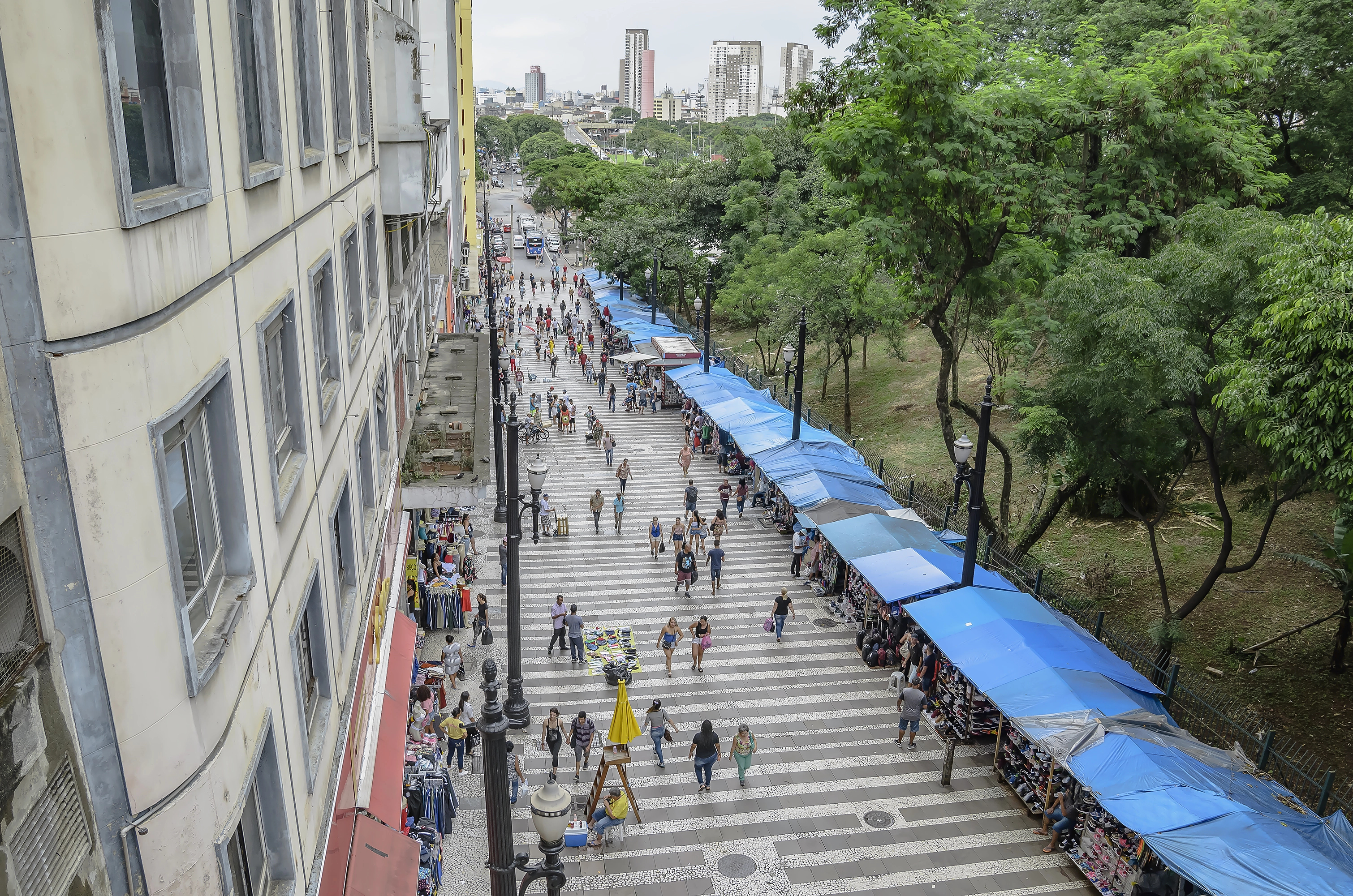 Comissões debatem condições de trabalho de ambulantes e artesãos de São Paulo; participe