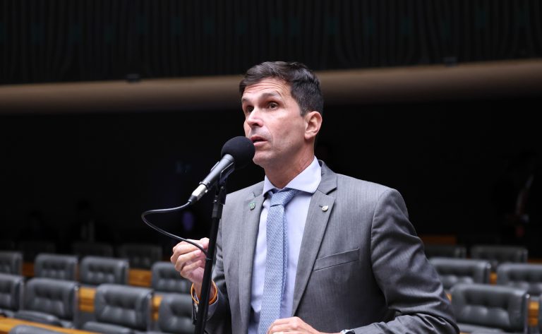 Comissão aprova regras nacionais de segurança para escolas de natação infantil – Notícias Comissão aprova regras nacionais de segurança para escolas de natação infantil – Notícias
