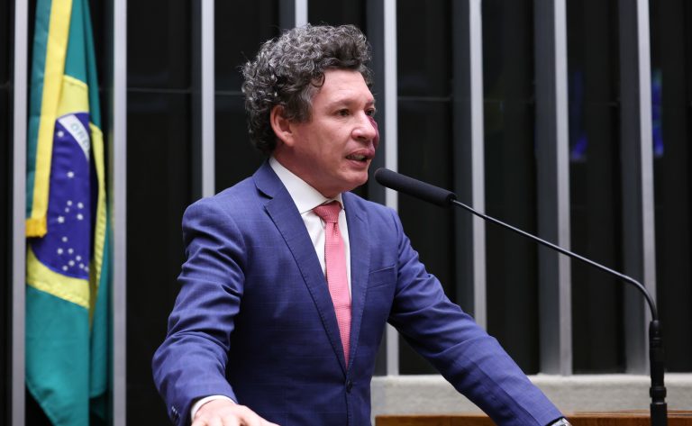Reginaldo Lopes (PT/MG) - Isenção de IR para trabalhos que recebem até R$ 5 mil