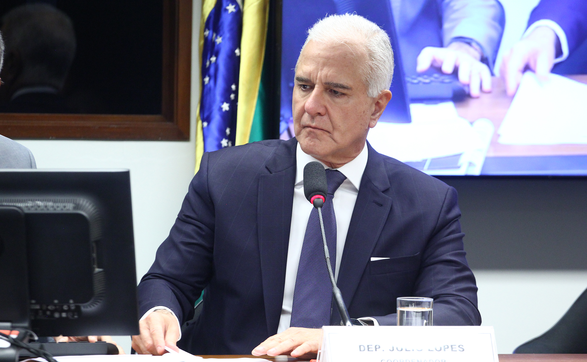 Comissão aprova exigência de biometria e geolocalização para abrir micro e pequenas empresas Comissão aprova exigência de biometria e geolocalização para abrir micro e pequenas empresas