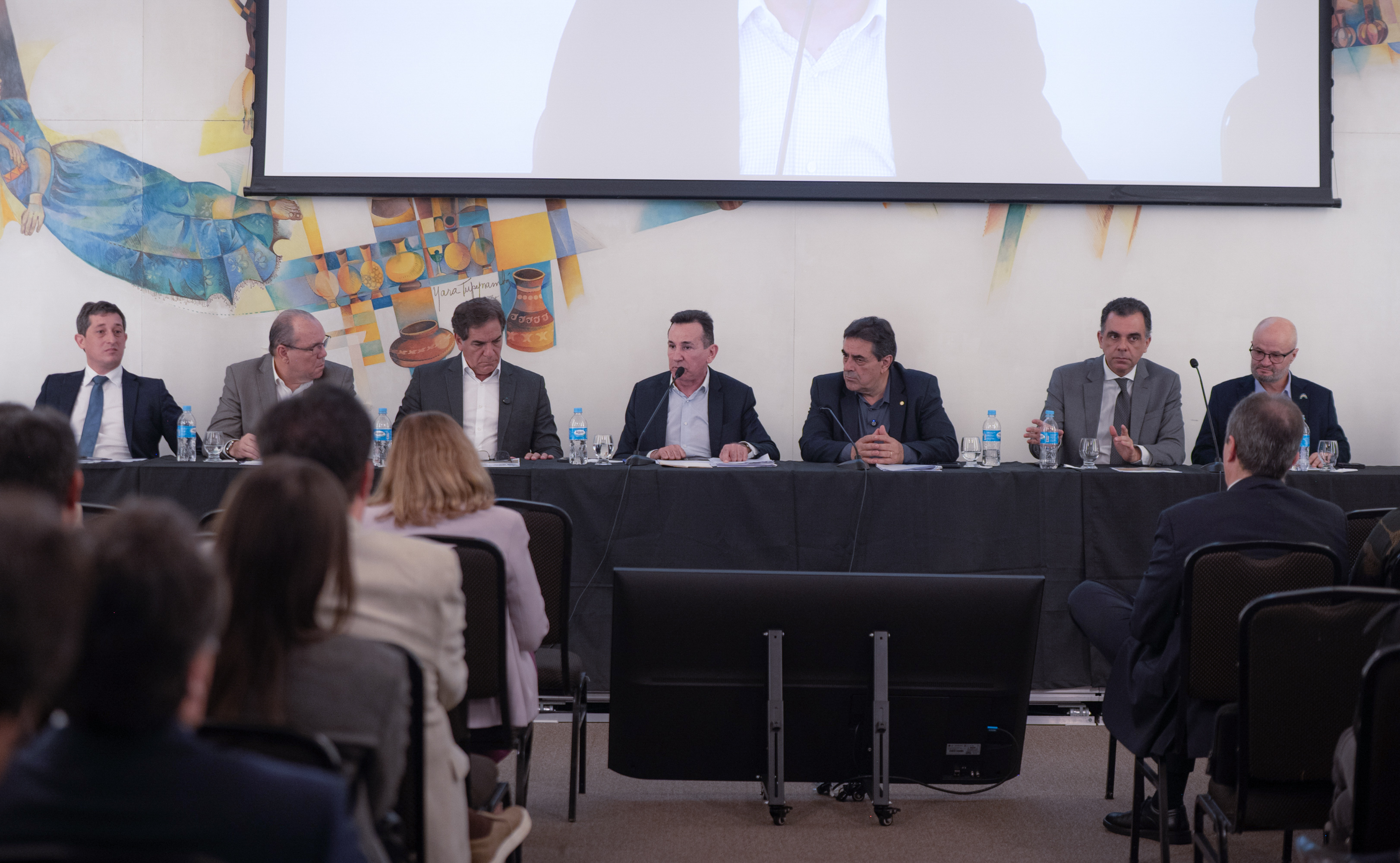 Relator defende aumento do teto do Simples Nacional para R$ 8 milhões Relator defende aumento do teto do Simples Nacional para R$ 8 milhões
