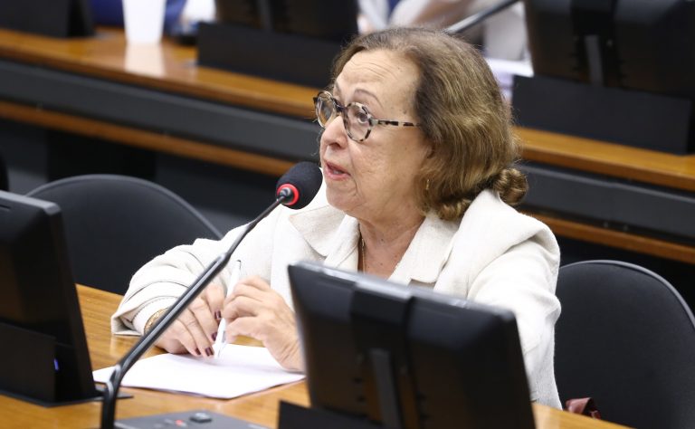 Comissão aprova nova regra sobre indenização por dano moral a vítima de violência doméstica – Notícias Comissão aprova nova regra sobre indenização por dano moral a vítima de violência doméstica – Notícias