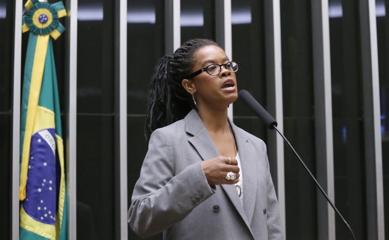 Projeto cria protocolo contra discriminação racial nas escolas – Notícias Projeto cria protocolo contra discriminação racial nas escolas – Notícias