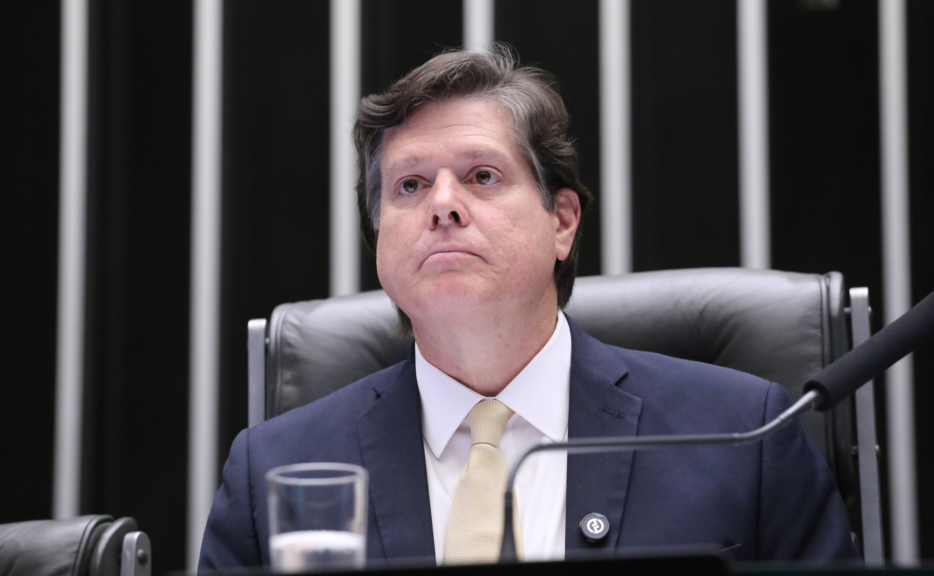 Projeto autoriza parlamentares a exercer advocacia com restrições Projeto autoriza parlamentares a exercer advocacia com restrições
