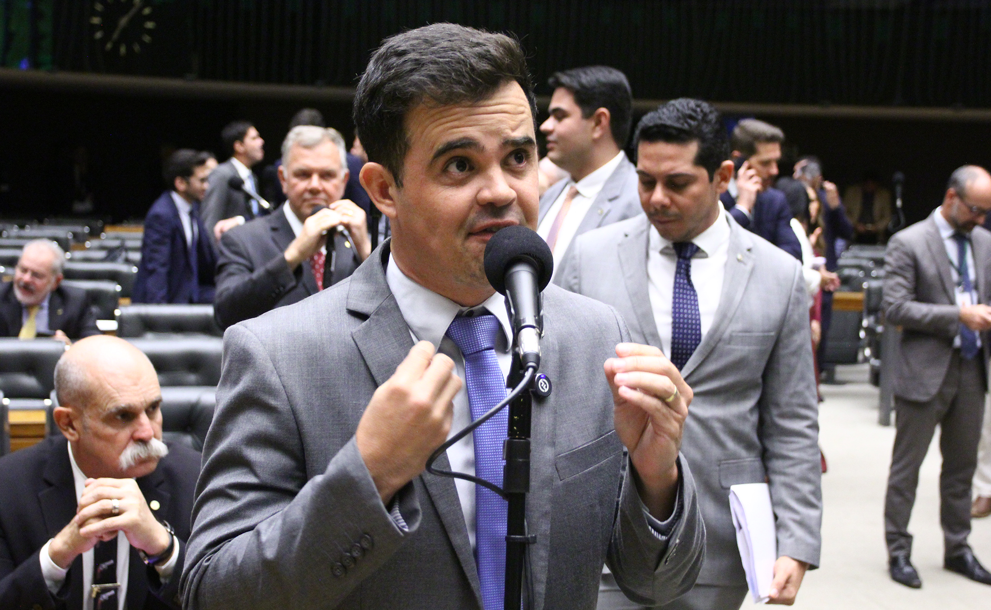 Comissão aprova notificação à vítima em até 48 horas sobre decisões judiciais envolvendo agressor Comissão aprova notificação à vítima em até 48 horas sobre decisões judiciais envolvendo agressor